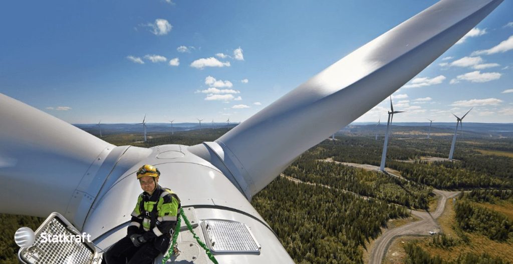 Statkraft Employee Productivity Increases by 30% With Mobile Capabilities for Its O&M Solutions.